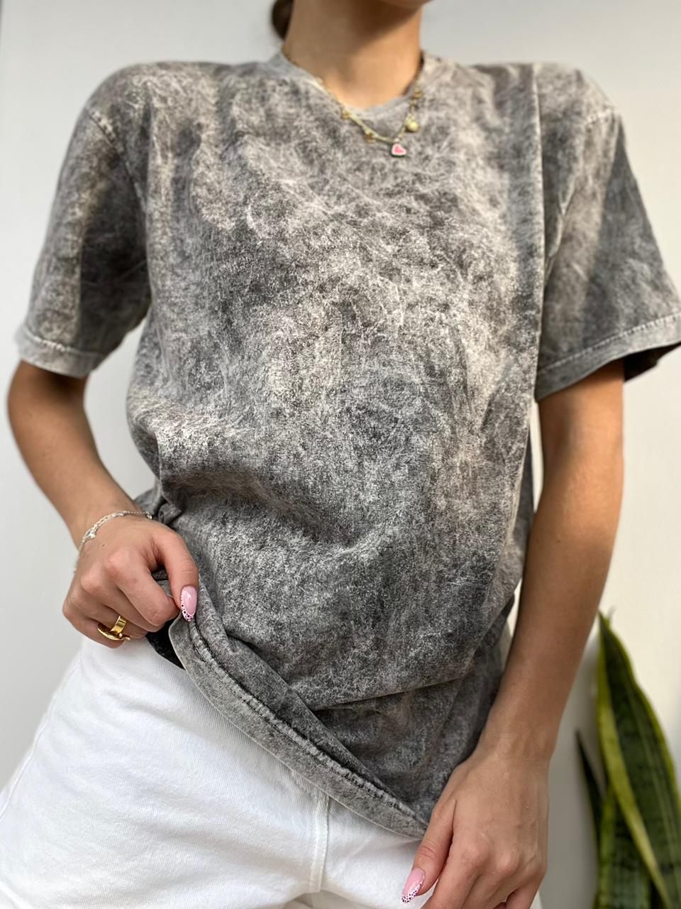 CAMISETA OVERSIZE EFECTO WASHED JESÚS ESPERANZA DE EL MUNDO