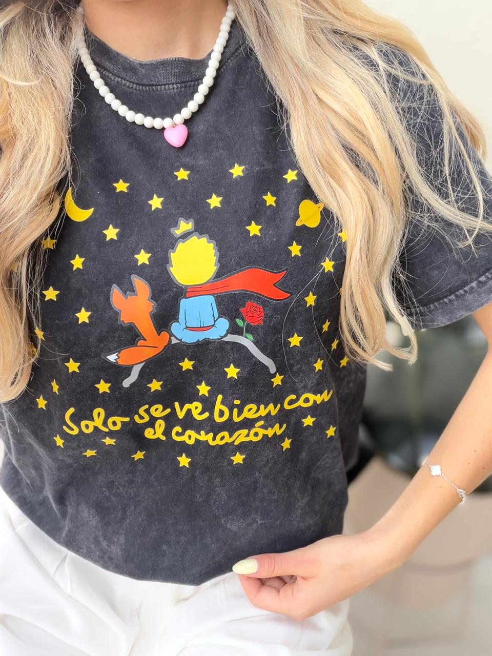 CAMISETA OVERSIZE EFECTO WASHED PRINCIPITO ESTRELLAS