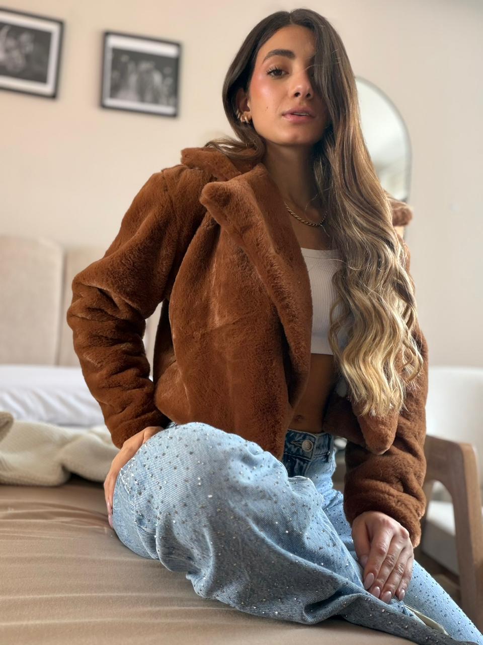 ABRIGO PIEL CONEJO CORTO
