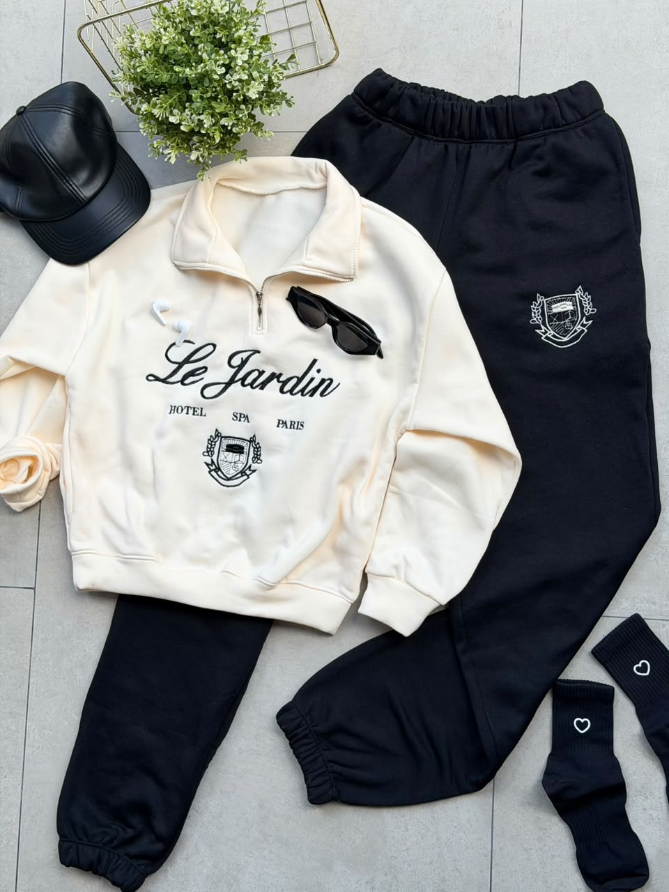 CONJUNTO LE JARDÍN BORDADO