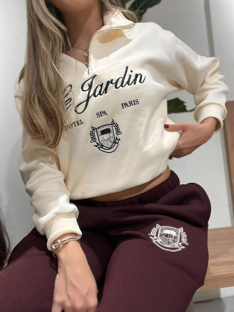 CONJUNTO LE JARDÍN BORDADO