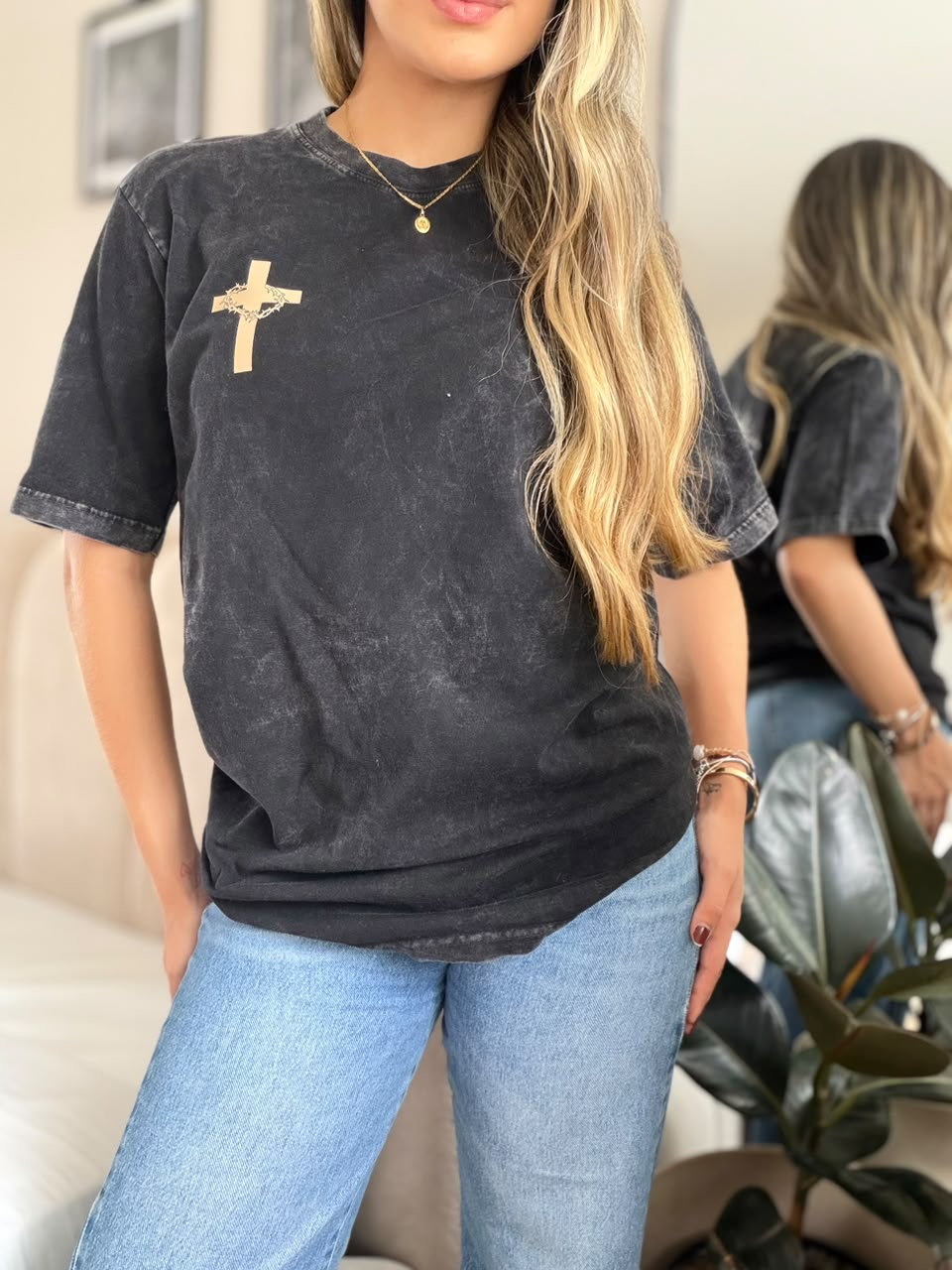 CAMISETA OVERSIZE EFECTO WASHED JESÚS