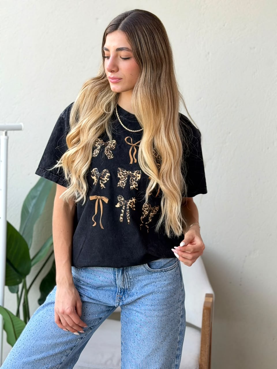 CAMISETA OVERSIZE EFECTO WASHED MOÑOS PRINT