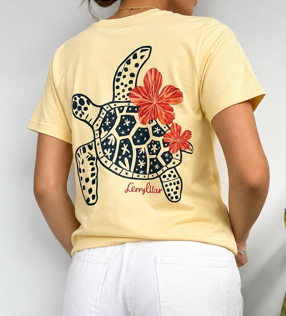 CAMISETA TELA FRÍA GRÁFICA TORTUGA FLORES