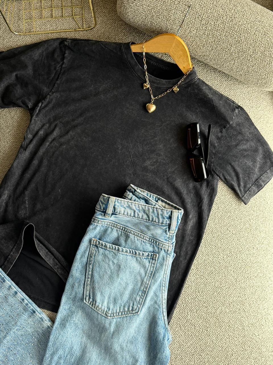 CAMISETA OVERSIZE EFECTO WASHED JESÚS ESPERANZA DE EL MUNDO