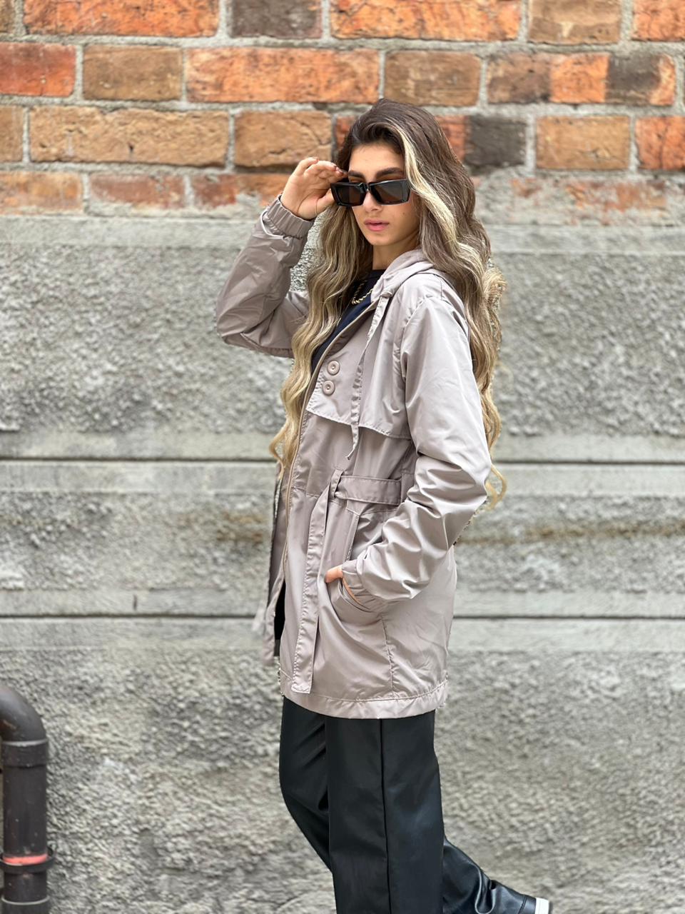 PARKA O GABARDINA