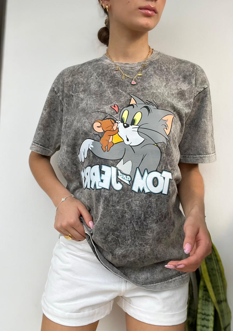 CAMISETA OVERSIZE EFECTO WASHED TOM Y JERRY