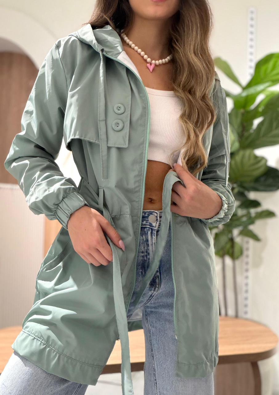 PARKA O GABARDINA